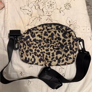 Leopard Print Crossbody Belt Bag - fanny pack purse Black & Tan new